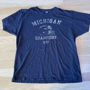 Vintage Michigan Wolverines T-Shirt 1997 National Champions Football Mens XXL